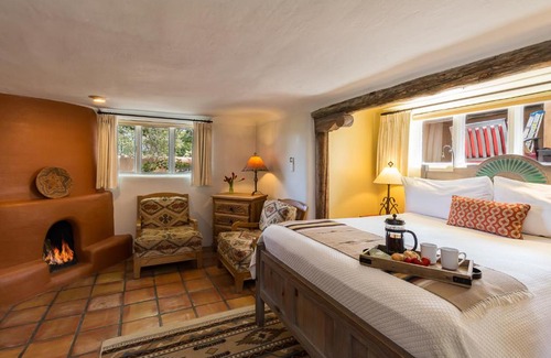South Capitol Bed & Breakfast | Inn of the Turquoise Bear