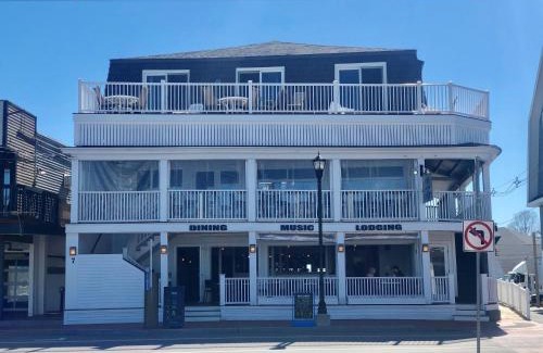 York Beach Hotel | Inn on the Blues