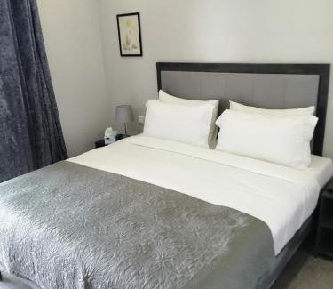 Kibuye Hotel | Inn on the lake