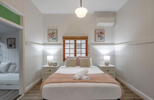 Highgate Hill House | Inner City 6BR Family friendly House Highgate Hill