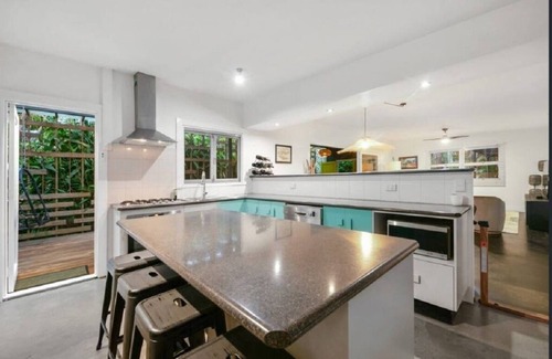 Annerley House | Inner City Oasis