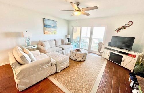 Innerarity Townhomes House | Innerarity Townhomes Unit 16064
