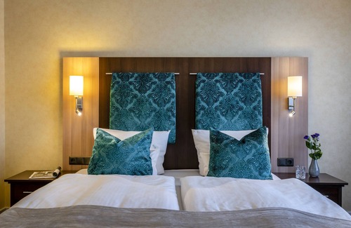 Alt-Godesberg Hotel | Insel Hotel