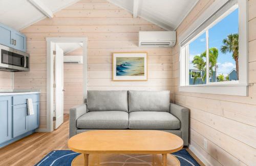 Titusville House | Intercoastal Retreat