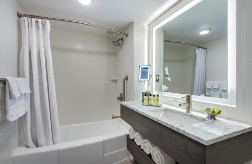Core Hotel | InterContinental St. Paul Riverfront by IHG