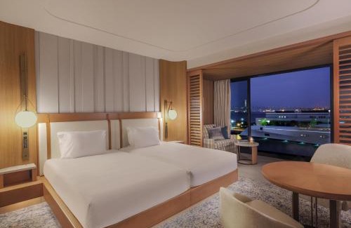 Yokohama City Centre Hotel | InterContinental Yokohama Pier 8 by IHG