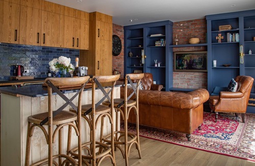 Martinborough Cottage | Intimate couples getaway