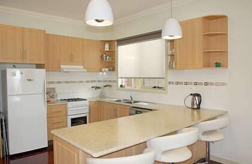 Queenscliff House | INTO FREEDOM