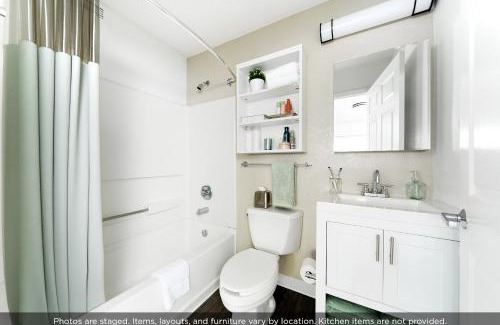 Downers Grove Hotel | InTown Suites Extended Stay Chicago IL - Downers Grove