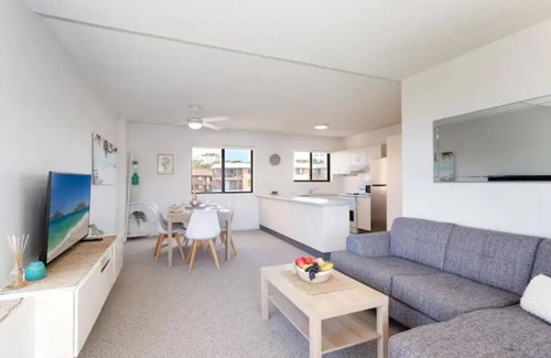 Nelson Bay Apartment | INTREPID 10 - Beachfront, breathtaking views, WIFI, LINEN