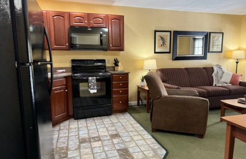 Francestown House | Inviting Condo w Fire Place & Hot Tub