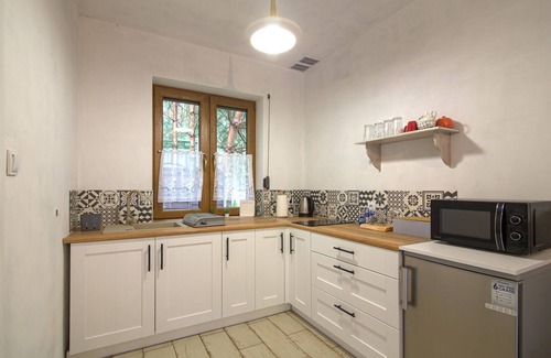 Czarny Mlyn House | Inviting cottage in beautiful natural surroundings.