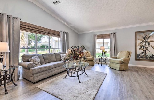 Del Mar House | Inviting Lady Lake House In the Village!