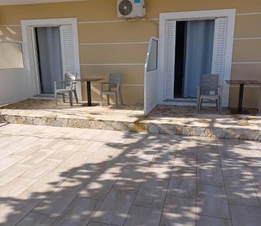 Qeparo House | Ionian View Guest House