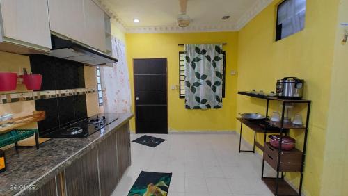 Kepala Batas House | Iperintis Homestay Halal Konsep