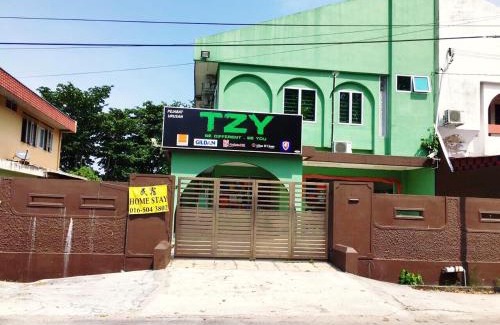 Guntong House | Ipoh TZY's Homestay