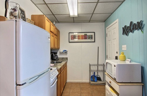 Port Aransas Condo | Ir19-on the Half Shell