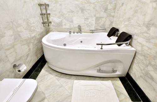 Jeddah Hotel | Iridium 70 Hotel