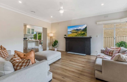 Ironbark House | Ironbark Rise, Central Bendigo