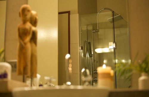 Halls Gap Apartment | Ironstone Romantic Couples Retreat