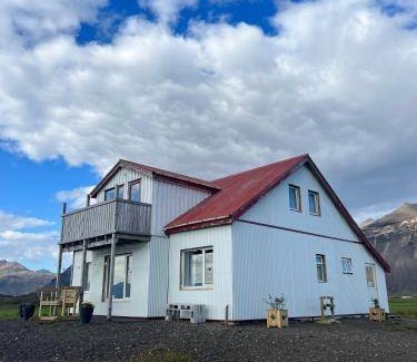 Hornafjörður House | 163 m² House ∙ 5 bedrooms ∙ 10 guests