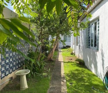 Isla Verde House | Isla Verde By The Beach Guest House