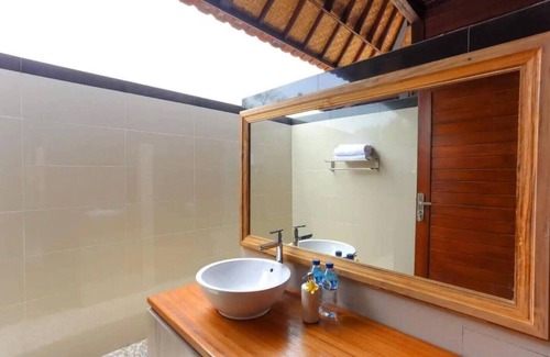 Mushroom Bay Hotel | Island Cabanas Nusa Lembongan nn