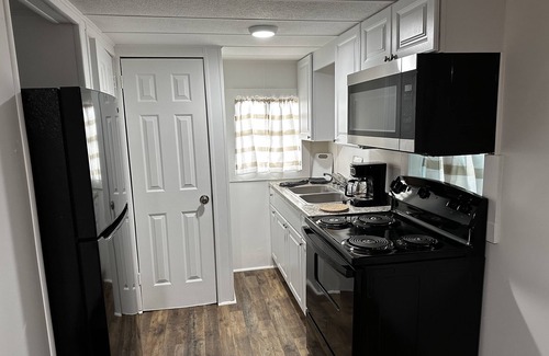 Grand Isle Apartment | Island Palms Cabin 3