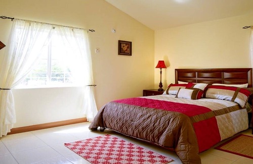 Spanish Town House | Island Paradise in the Sun