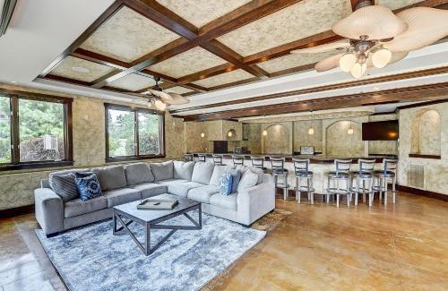 Lake Norman of Catawba House | Island Point by AvantStay Sleeps 18 Dock