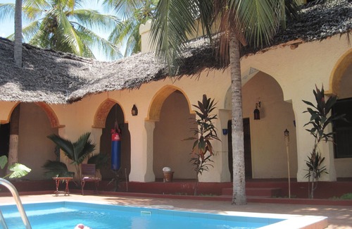 Paje House | Island style Beach House, pool, wifi, Chef