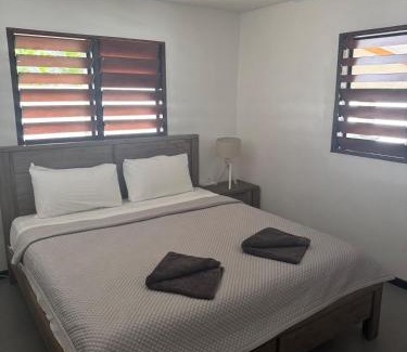 Port Vila House | Island Unit in Pango - Surfhouse