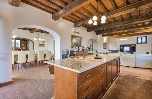 Castellina in Chianti Villa | ISOLA SERENA Newly Expanded Private Luxury Villa, Tuscany, Infinity Pool & Views