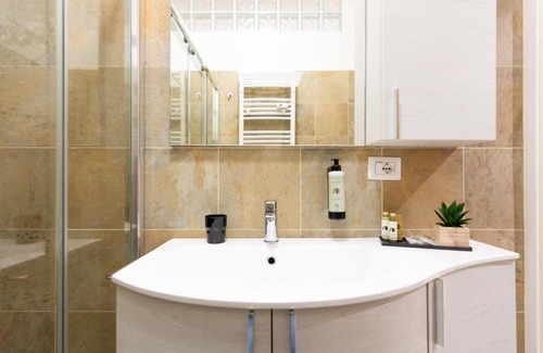 La Fontana Apartment | [Isola-Zara] Modern apartment, Duomo in 10min