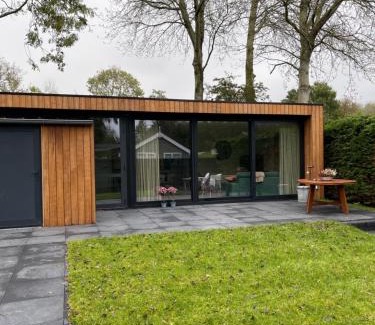 Tzummarum House | It Fugelnest