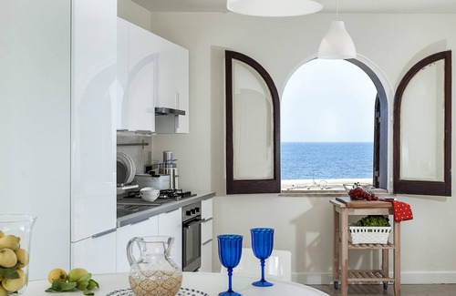 Giardini Naxos Villa | Exclusive villa on the sea of ​Giardini Naxos one step away from Taormina