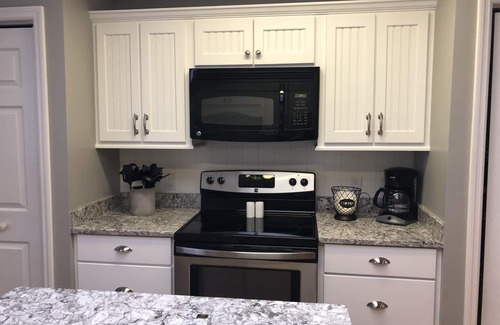 Heritage Woods House | It is Still Warm in the Fall in Hilton Head! Free Bikes & Private Pool- Relaxing