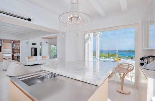 Liscia di Vacca Villa | Stunning Sea View Villa, Porto Cervo. Sleeps 12 Adults