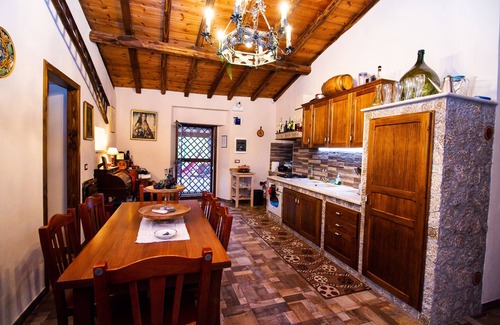 Motta Camastra Villa | The Muse Country House POOL -Gole Alcantara