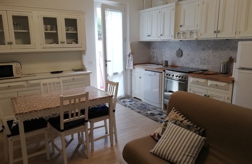 Tonfano House | Villino Monica, tranquility in Versilia.