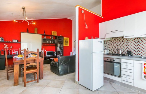 Rosignano Solvay Apartment | Nice apartment for 3 people with WIFI, A/C, TV, patio, pets allowed and parking