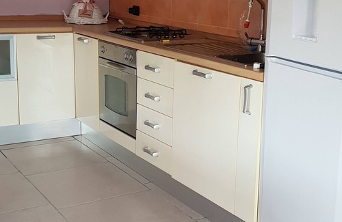 Francolise House | Comfortable apartment, independent