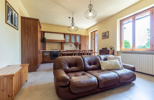 Urbisaglia House | Italian-Experience - Sunrise Hill Holiday Home