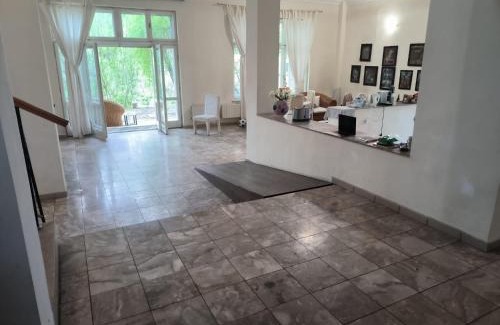 Silistea Snagovului Villa | Italian Villa