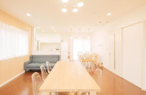 Itoshima House | Itoshima inn 海 山 川が目の前でベッド8台 4LDK 一棟貸し