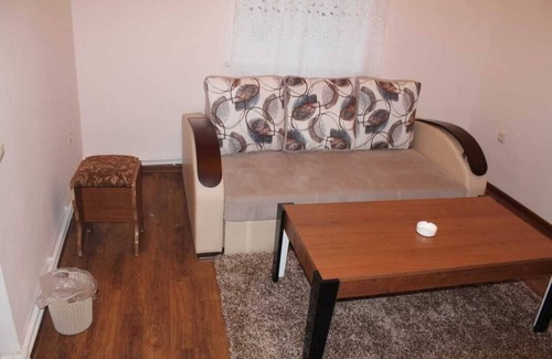 Arabkir House | It’s a beautiful house in Orbeli street one bedroom house with small living room sharing kitchen and bathroom with garden and car parking