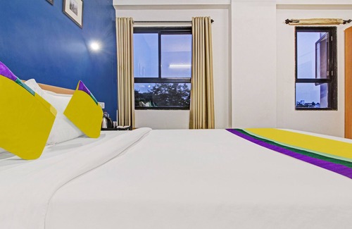 Pimpri - Chinchwad Hotel | Itsy By Treebo - Aura Homes
