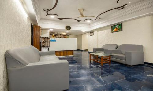 Ahmedabad Hotel | Itsy Hotels Shree Krishna Palace