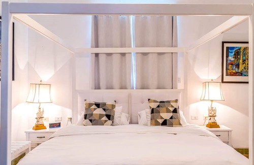 Municipality of Diez de Octubre Bed & Breakfast | Ivan Chef Casa