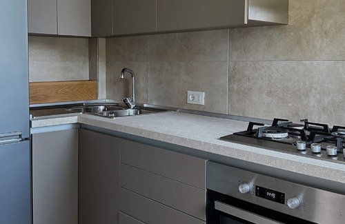 Colombare Apartment | Ivory Apartment - modern lakeside apartment - private park and swimming pool